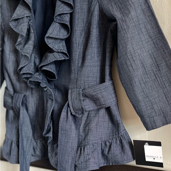 NWT Slate blue denim look Danielle B ruffled blazer - Picture 3 of 10